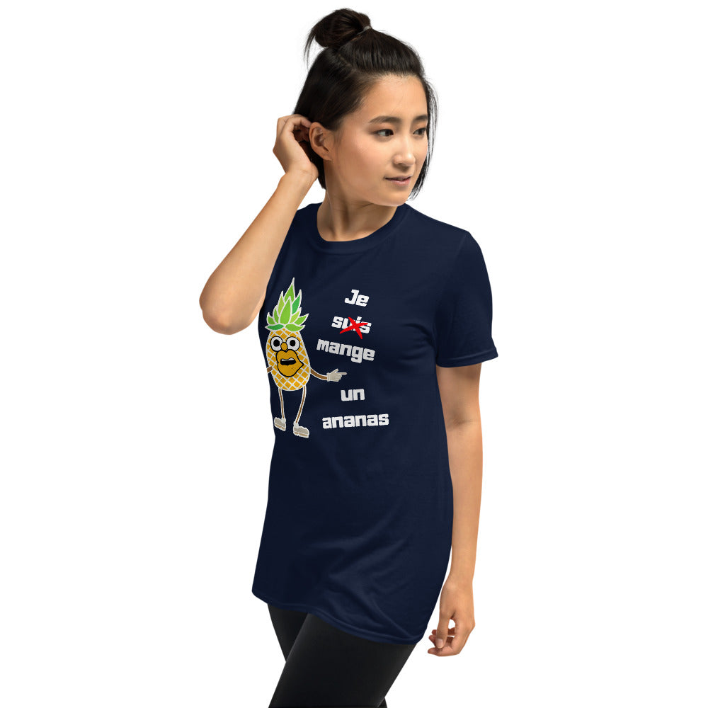 DARK - Je (suis) mange un ananas Short-Sleeve Unisex T-Shirt